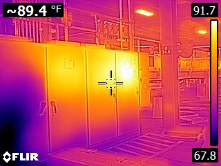 FLIR thermal image documenting equipment surface-temperature patterns